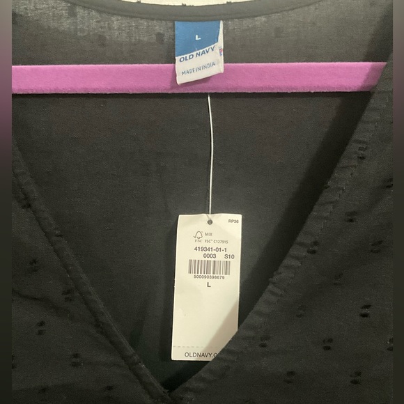 Old navy black mini dress - Picture 2 of 4